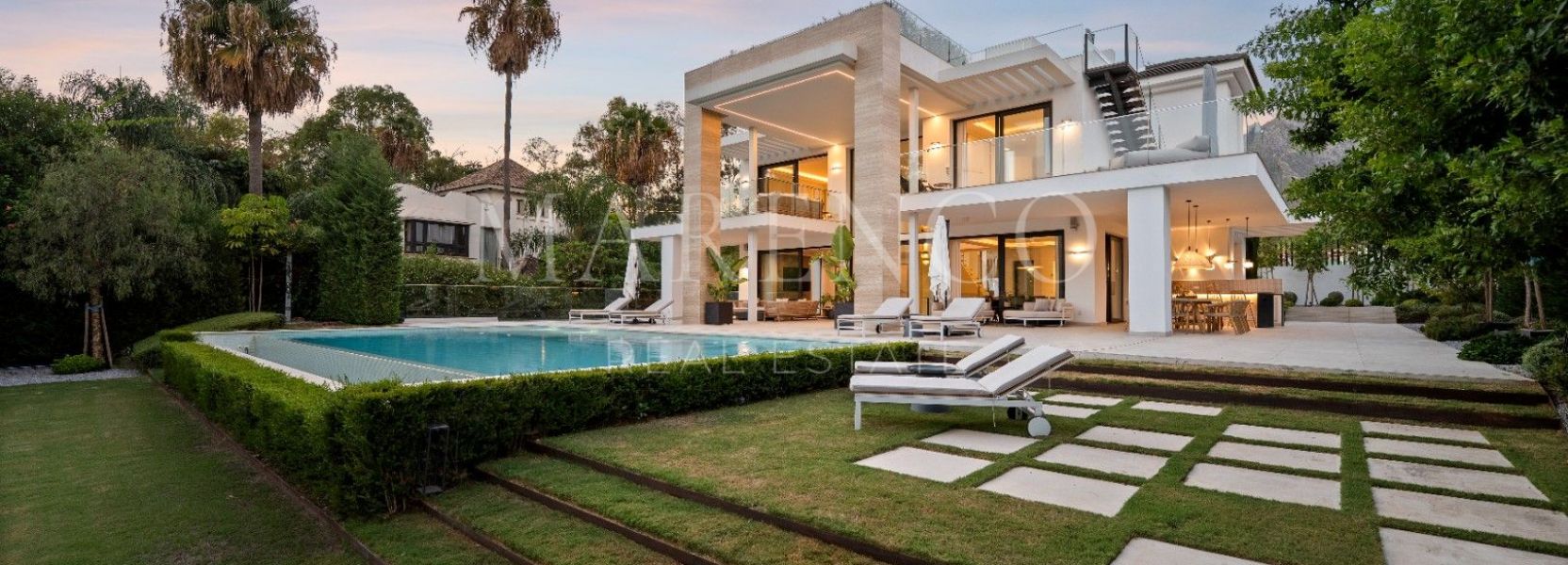 Villa  in Altos de Puente Romano, Marbella Goldene Meile, Marbella