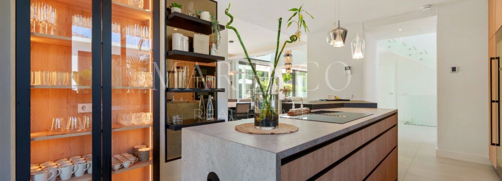 Villa  in Altos de Puente Romano, Marbella Goldene Meile, Marbella