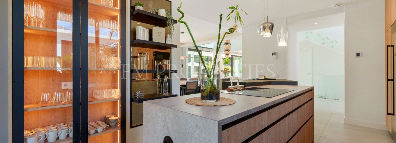 Villa  in Altos de Puente Romano, Marbella Goldene Meile, Marbella