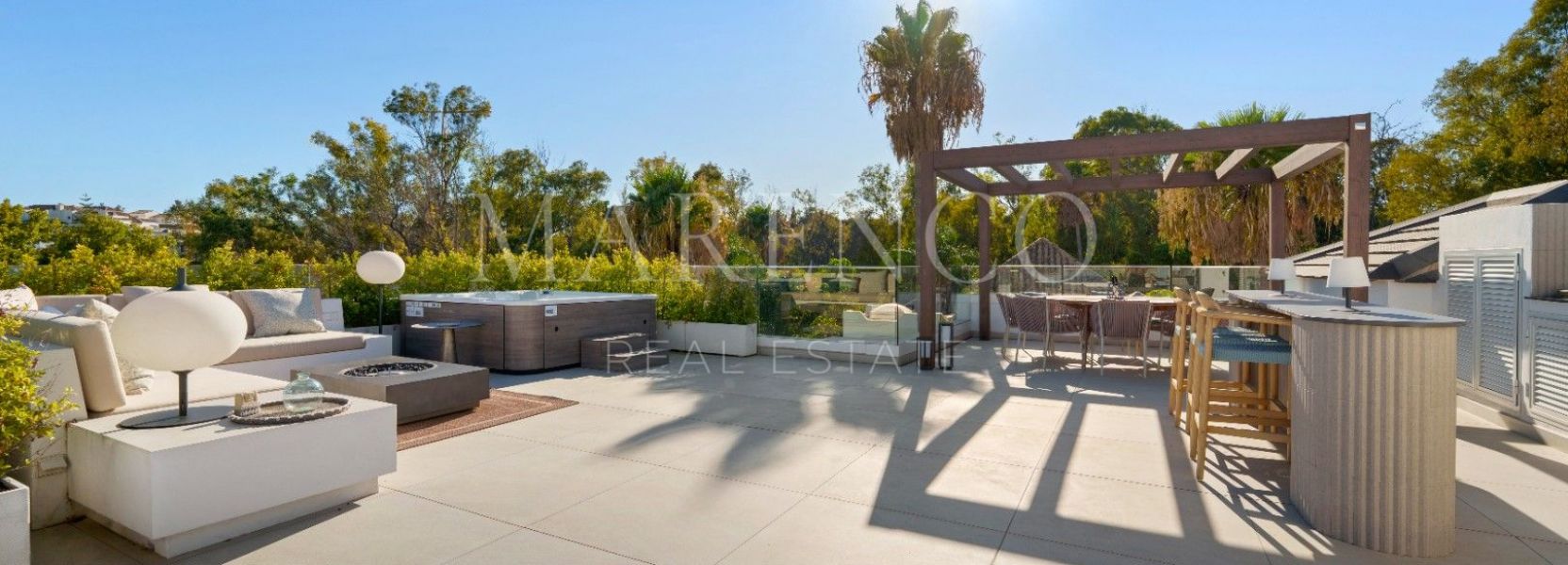 Villa  in Altos de Puente Romano, Marbella Goldene Meile, Marbella