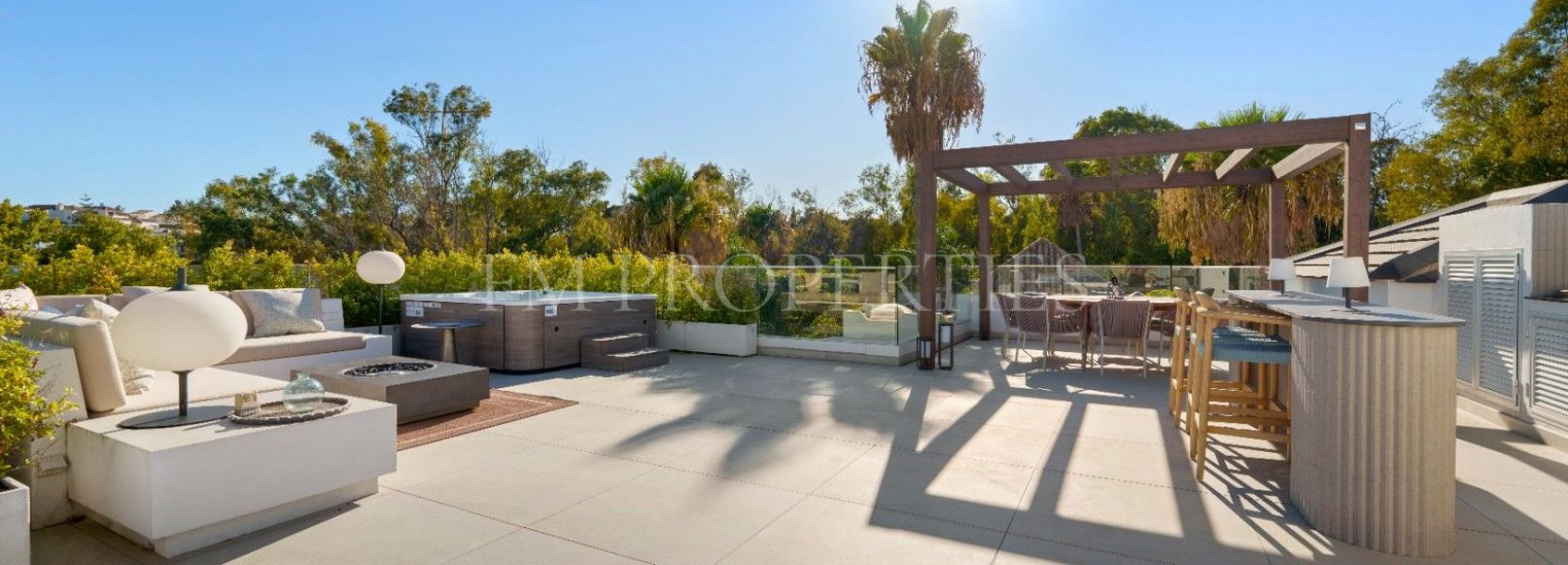 Villa  in Altos de Puente Romano, Marbella Goldene Meile, Marbella