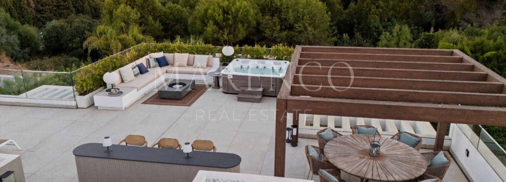 Villa  in Altos de Puente Romano, Marbella Goldene Meile, Marbella