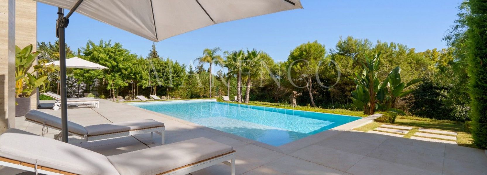 Villa  in Altos de Puente Romano, Marbella Goldene Meile, Marbella