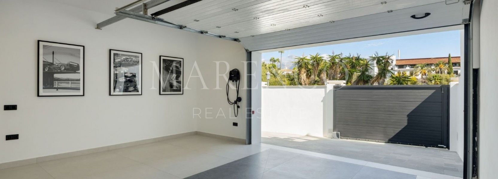 Villa  in El Herrojo, Benahavis