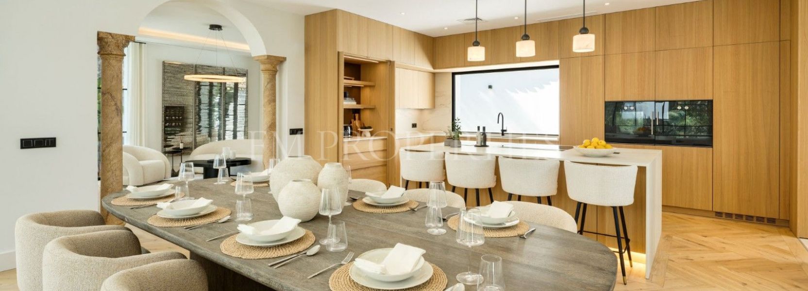 Villa  in El Herrojo, Benahavis