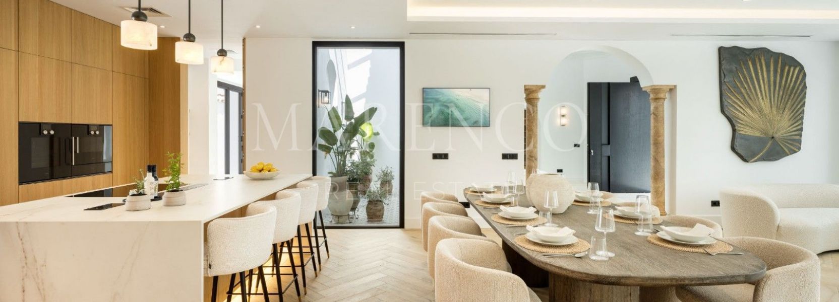 Villa  in El Herrojo, Benahavis