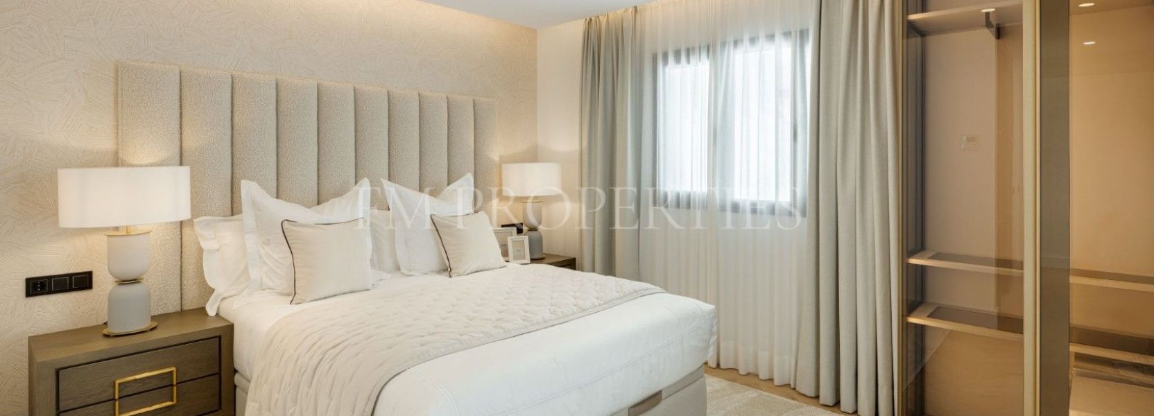 Villa  in El Herrojo, Benahavis