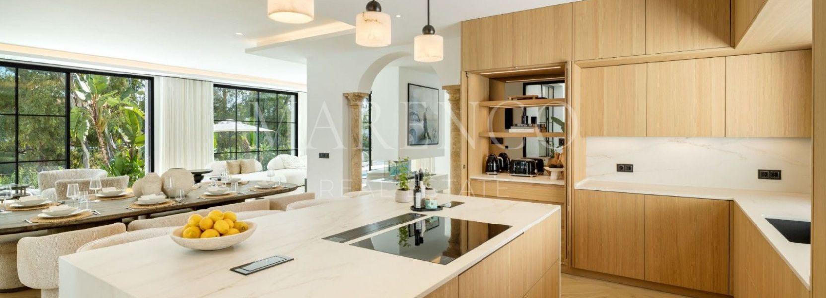 Villa  in El Herrojo, Benahavis