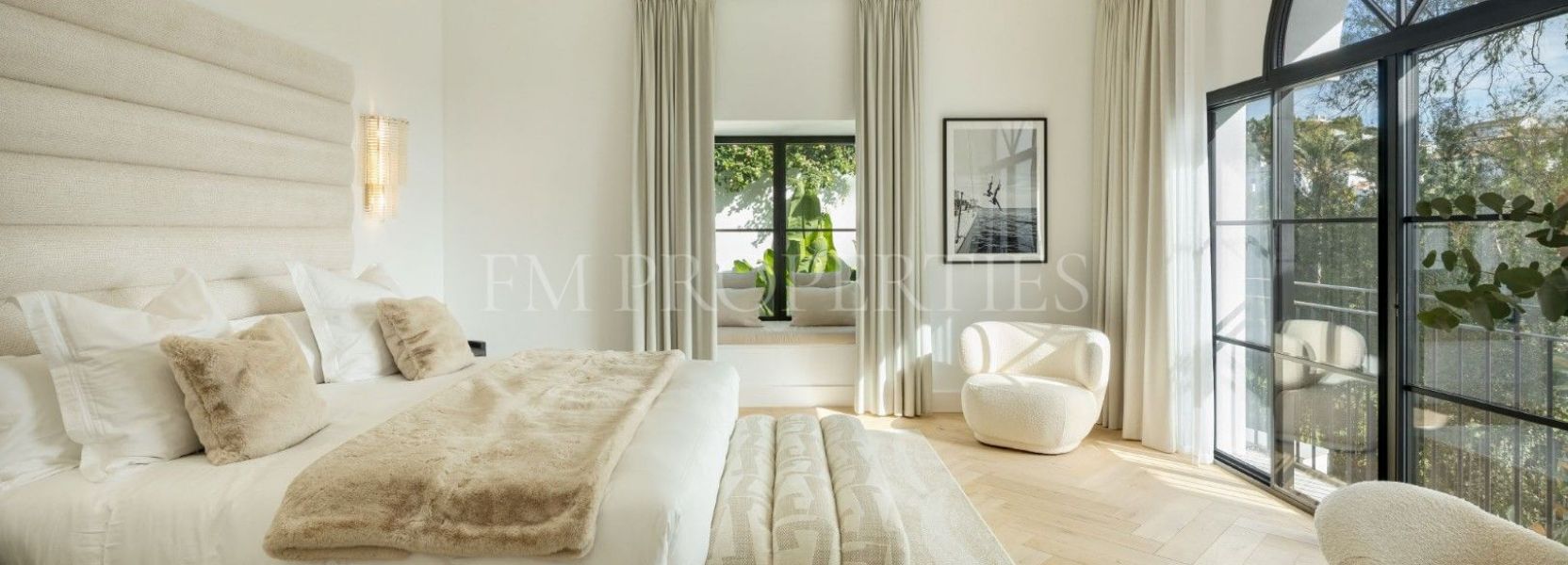 Villa  in El Herrojo, Benahavis