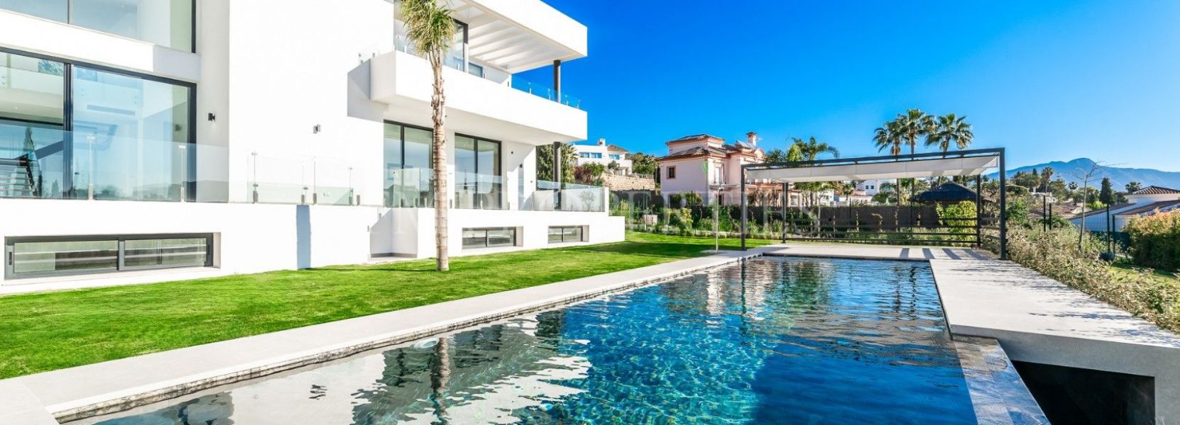 Villa  in Paraiso Alto, Benahavis