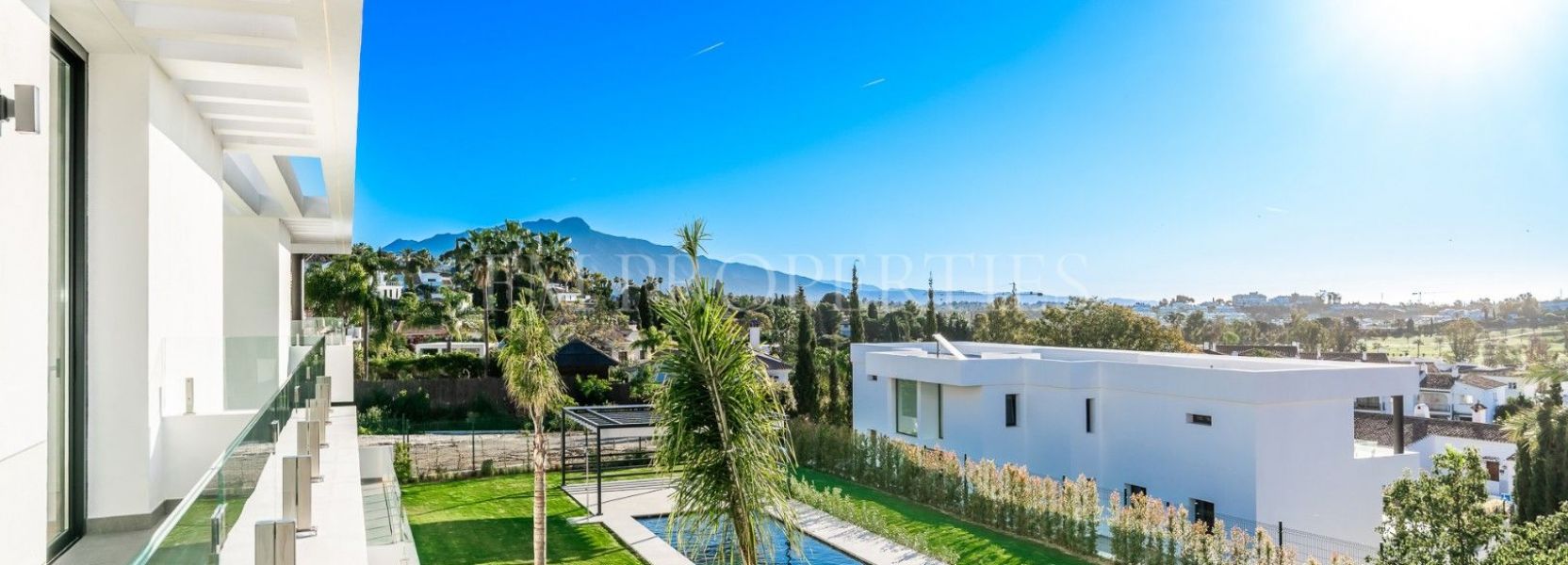 Villa  in Paraiso Alto, Benahavis