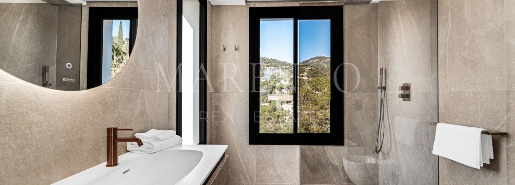 Villa  in El Madroñal, Benahavis