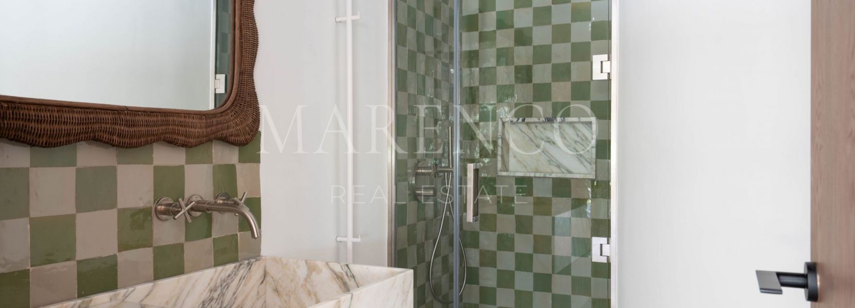 Einfamilienhaushälfte  in Marbella Goldene Meile, Marbella