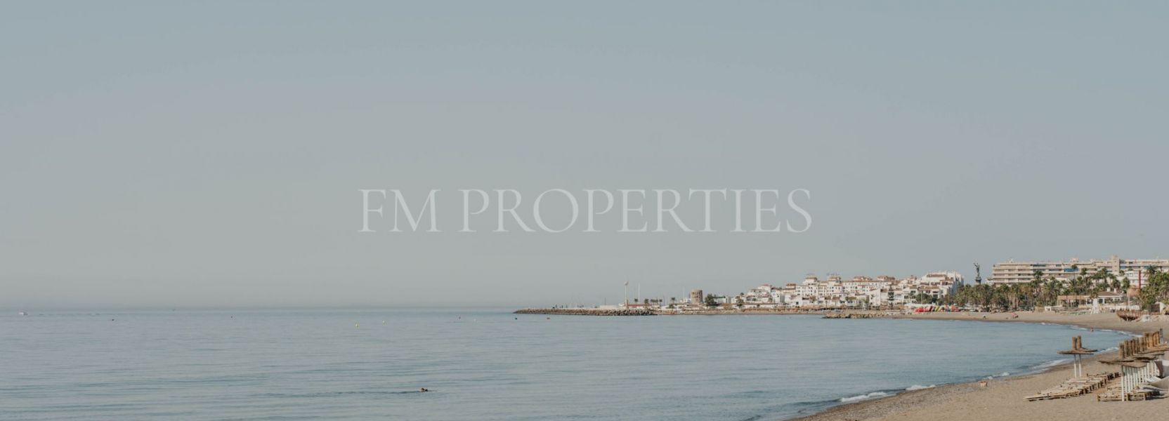 Villa Pareada  en Marbella Golden Mile, Marbella