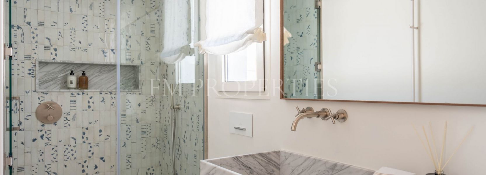 Villa Pareada  en Marbella Golden Mile, Marbella