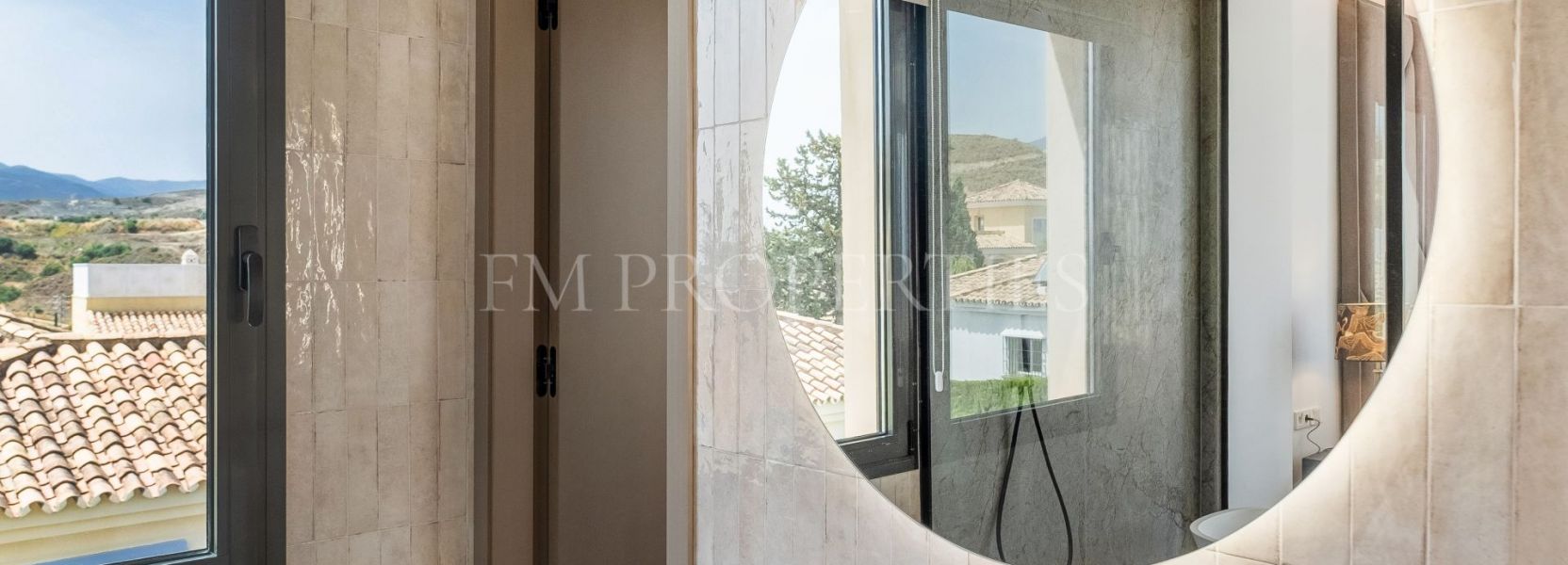 Villa  in Paraiso Alto, Benahavis