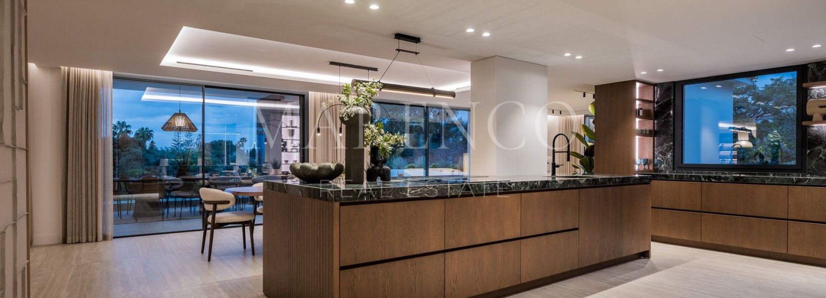 Villa Pareada  en El Rosario, Marbella Este, Marbella