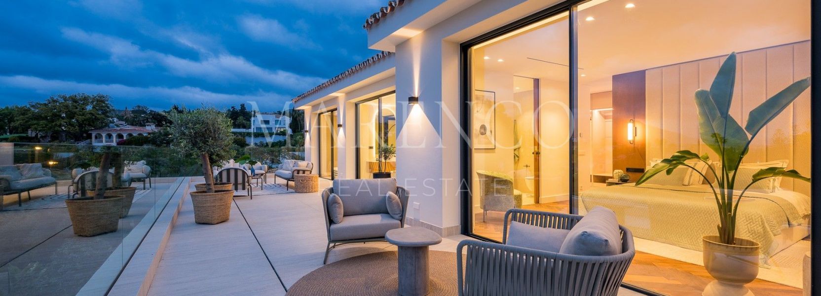 Villa Pareada  en El Rosario, Marbella Este, Marbella