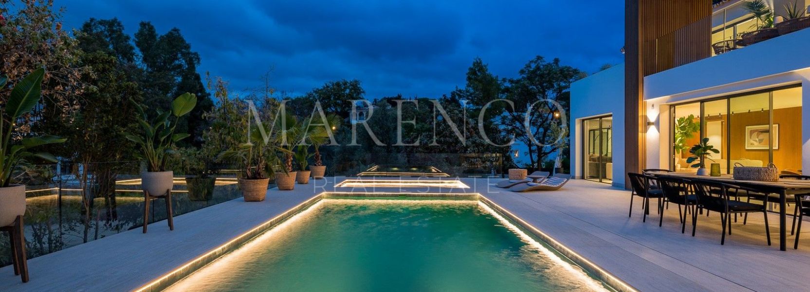 Villa Pareada  en El Rosario, Marbella Este, Marbella