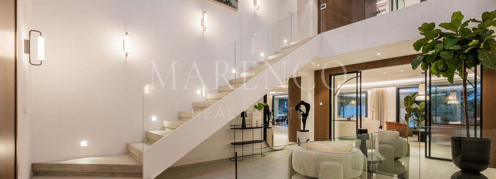 Villa Pareada  en El Rosario, Marbella Este, Marbella