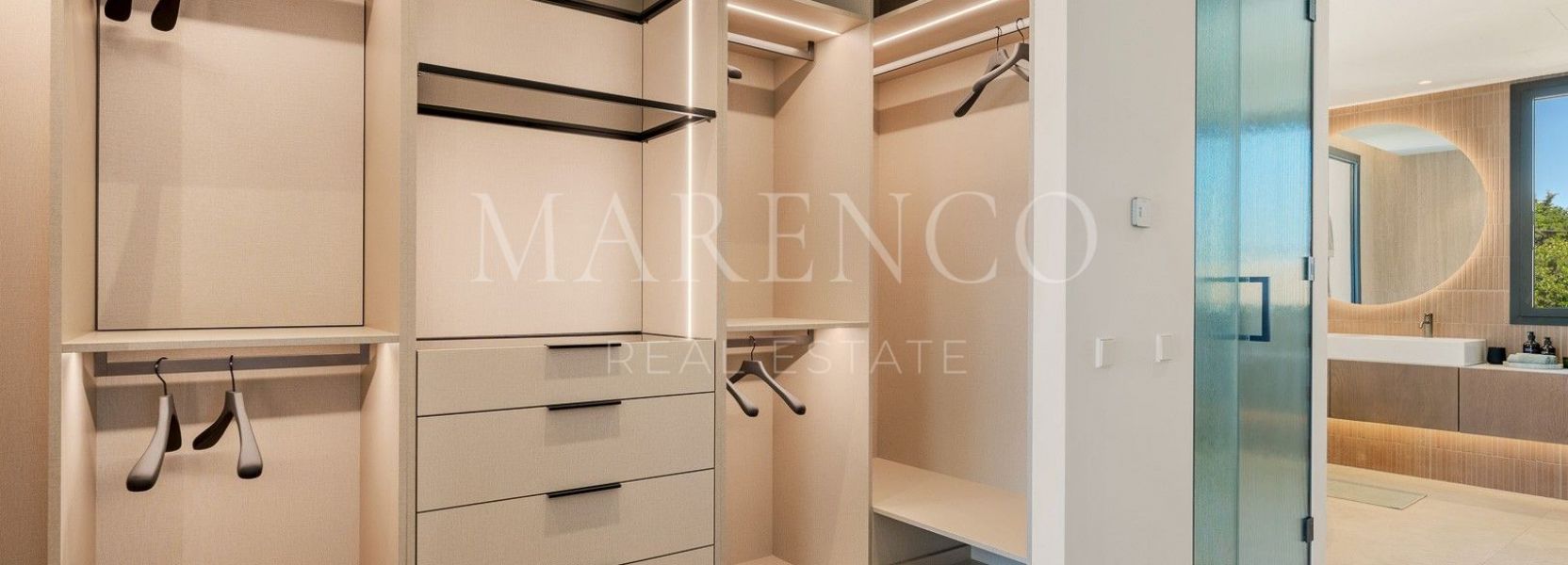 Villa Pareada  en El Rosario, Marbella Este, Marbella