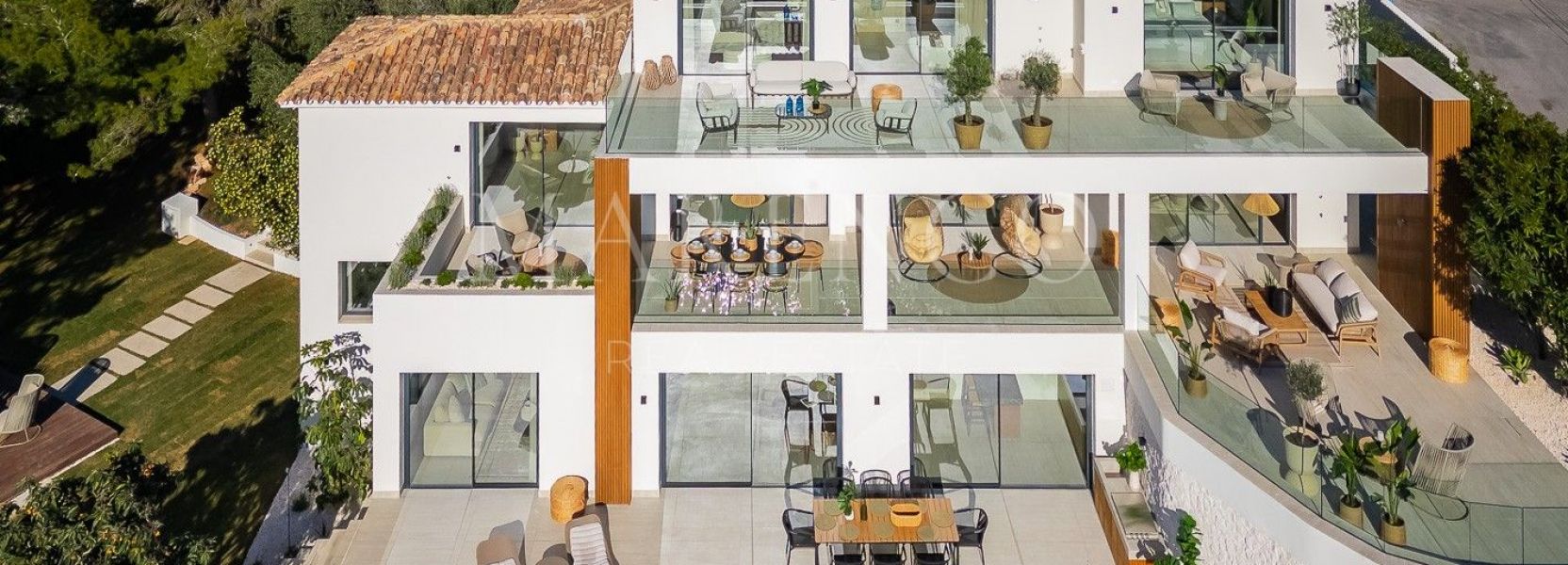 Villa Pareada  en El Rosario, Marbella Este, Marbella