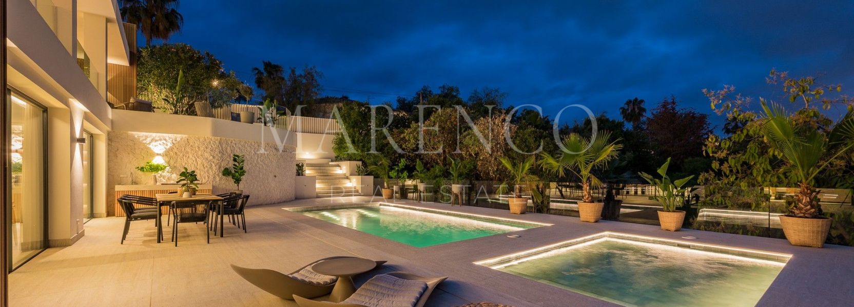 Villa Pareada  en El Rosario, Marbella Este, Marbella