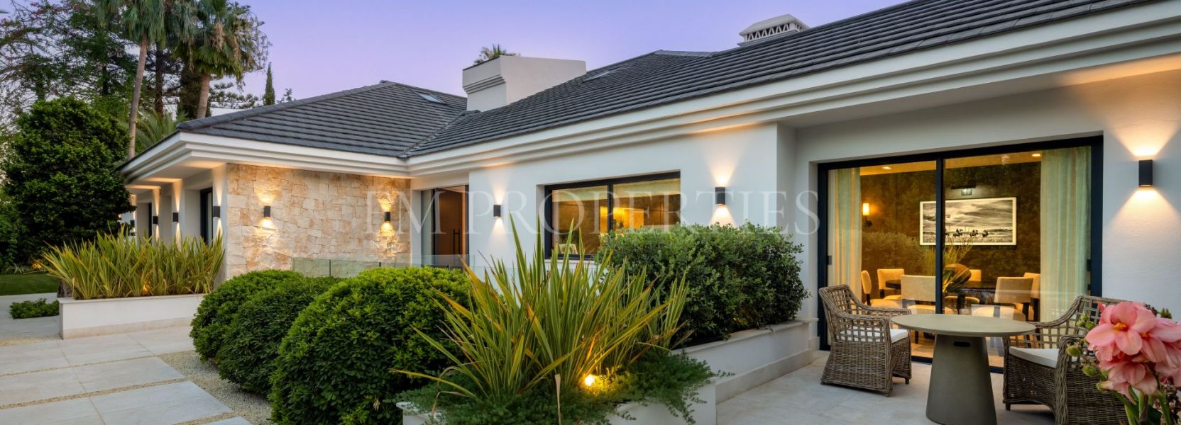 Villa  in Las Brisas, Nueva Andalucia, Marbella