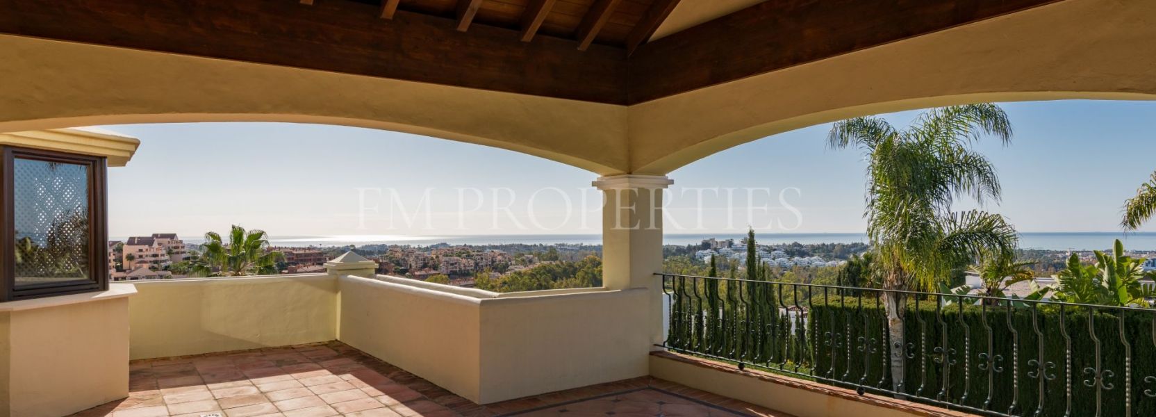 Villa  in La Alqueria, Benahavis