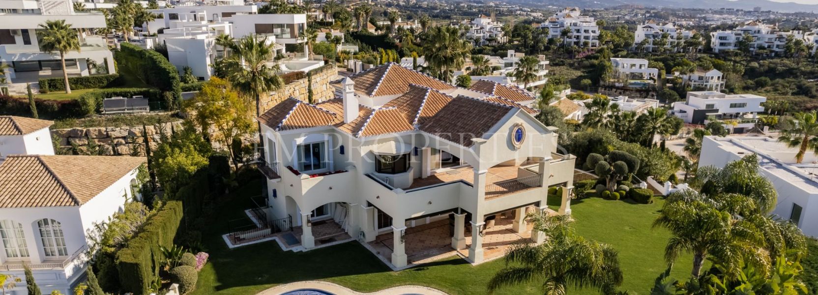 Villa  in La Alqueria, Benahavis