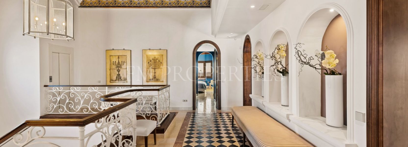 Villa  in La Alqueria, Benahavis