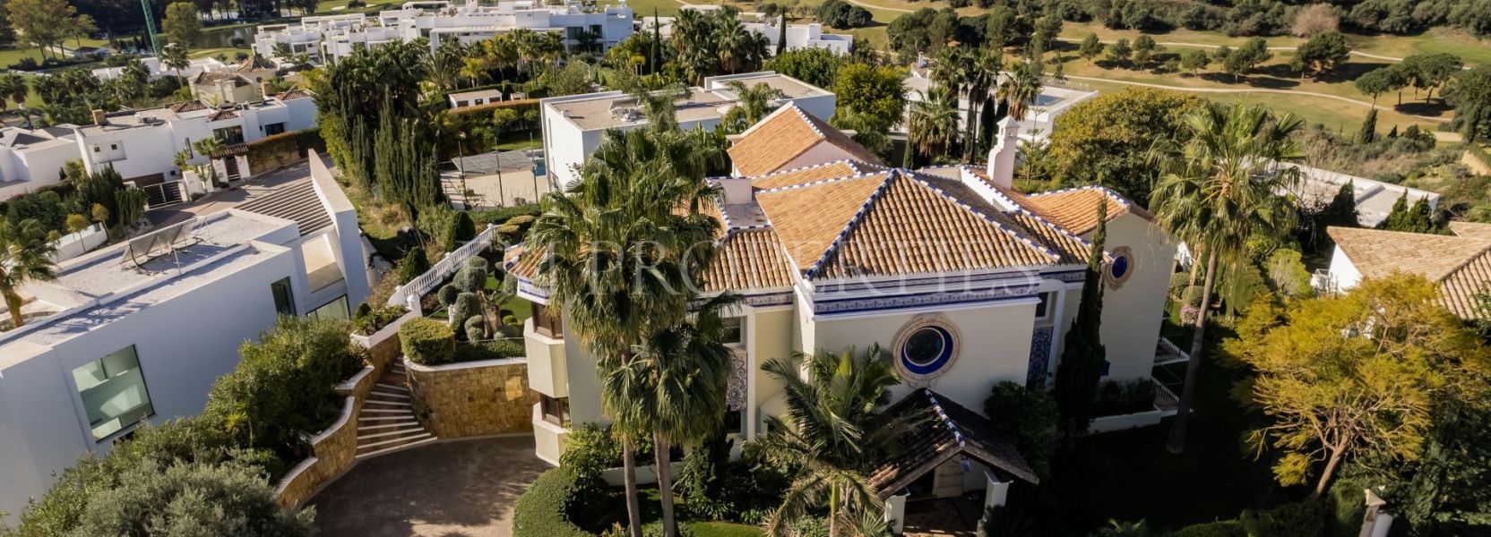 Villa  in La Alqueria, Benahavis
