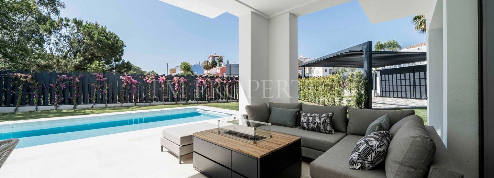 Villa  in El Campanario, Estepona East, Estepona