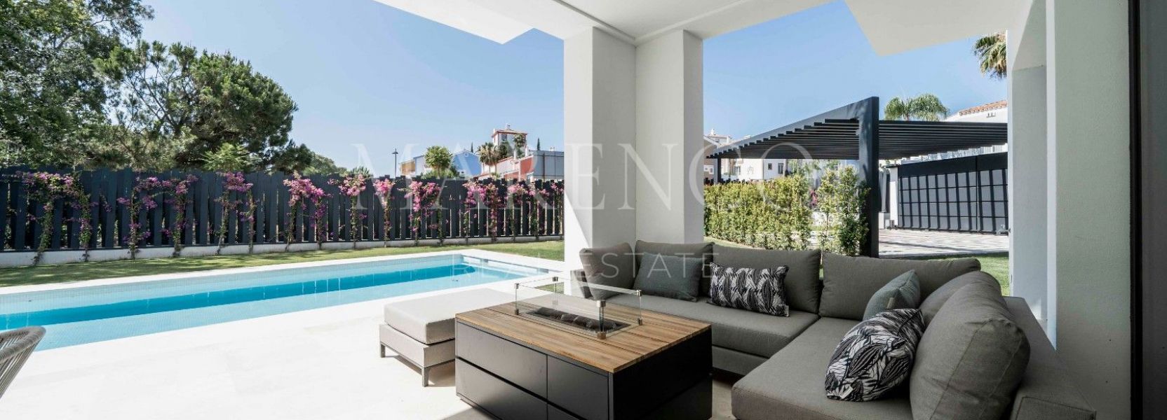 Villa  in El Campanario, Estepona Ost, Estepona