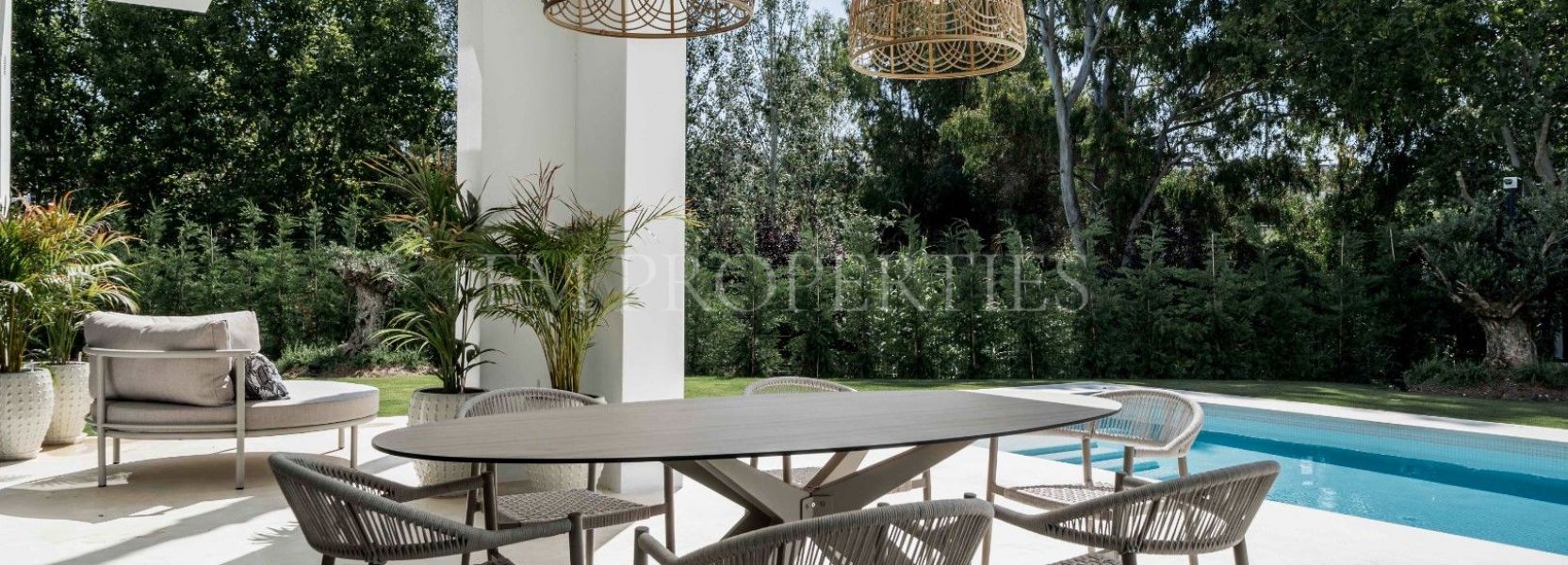 Villa  in El Campanario, Estepona East, Estepona