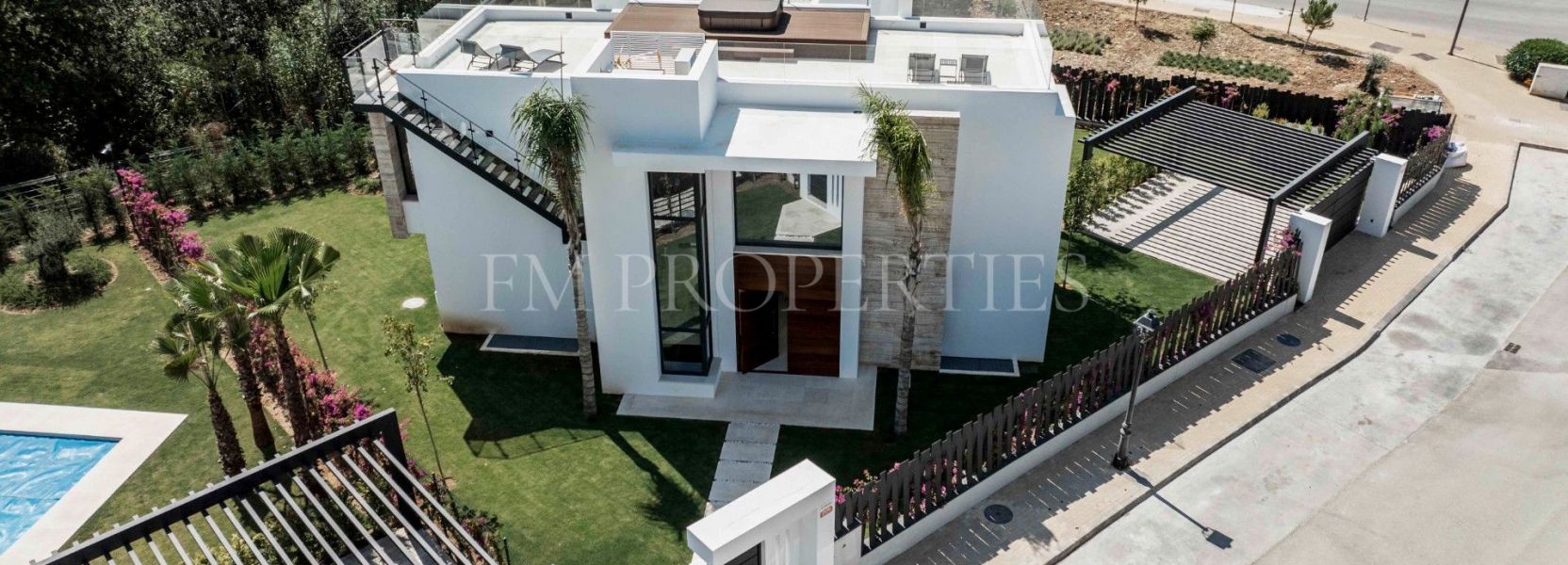 Villa  in El Campanario, Estepona East, Estepona
