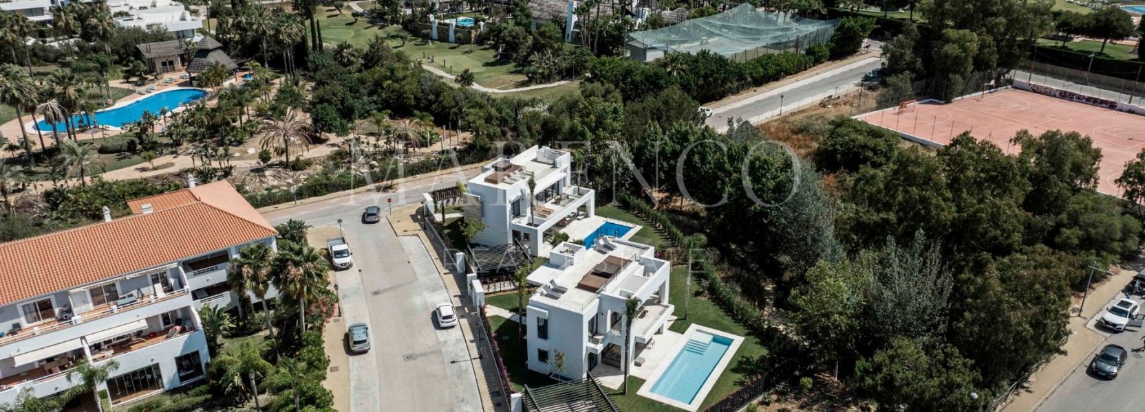 Villa  in El Campanario, Estepona Ost, Estepona