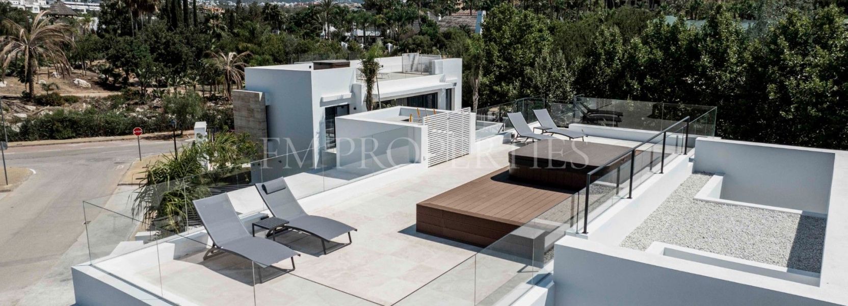 Villa  in El Campanario, Estepona East, Estepona
