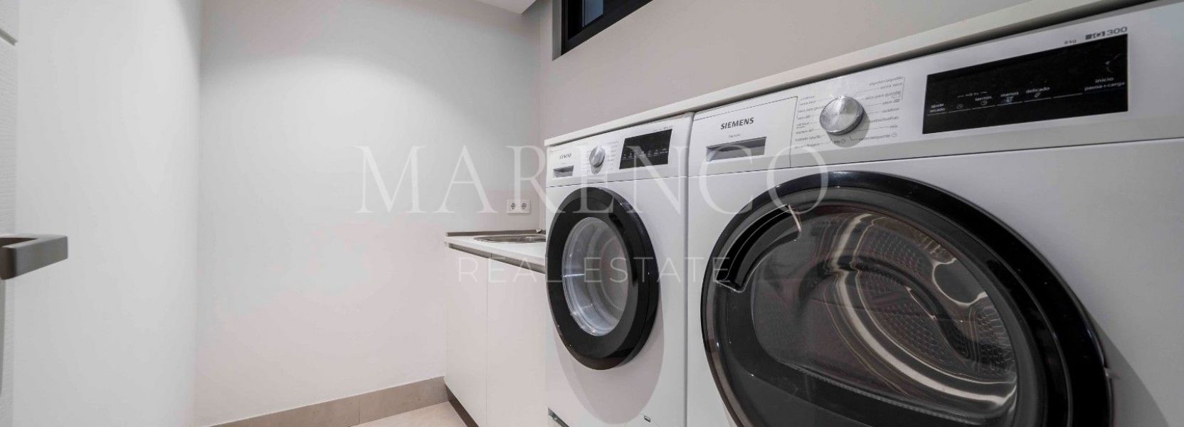 Villa  in El Campanario, Estepona Ost, Estepona