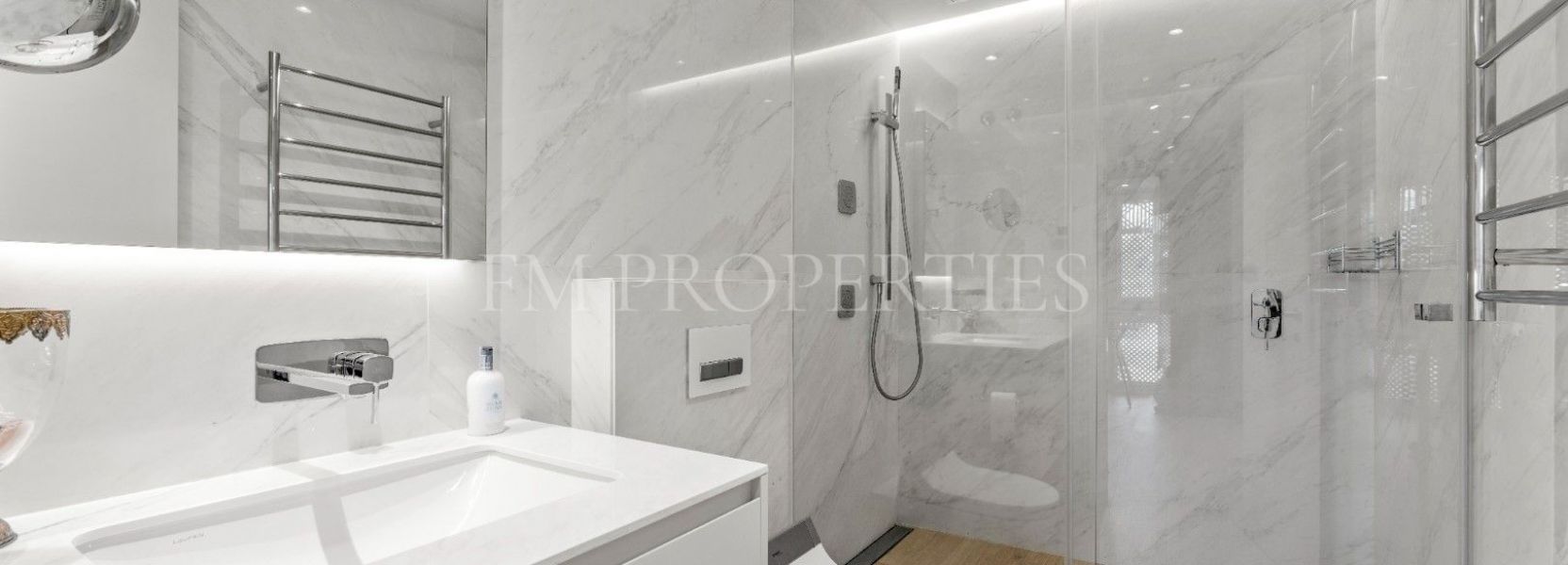 Appartement  in Marina Puente Romano, Marbella Golden Mile, Marbella