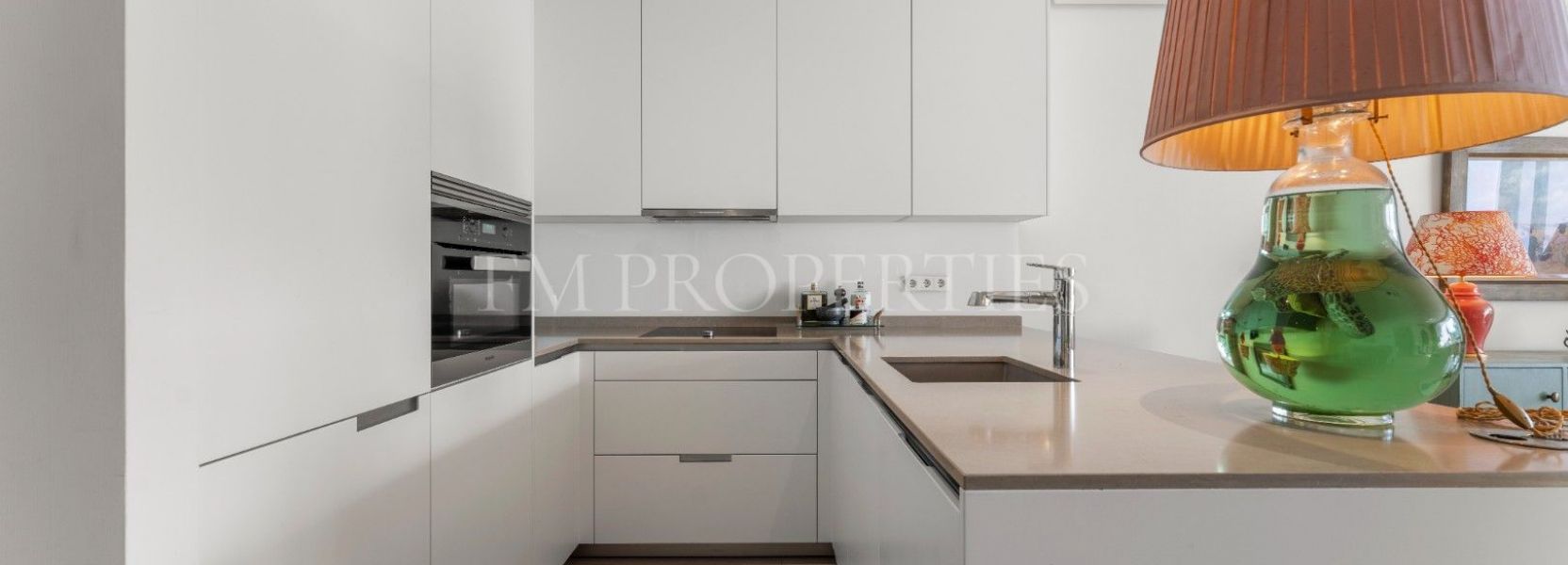 Appartement  in Marina Puente Romano, Marbella Golden Mile, Marbella
