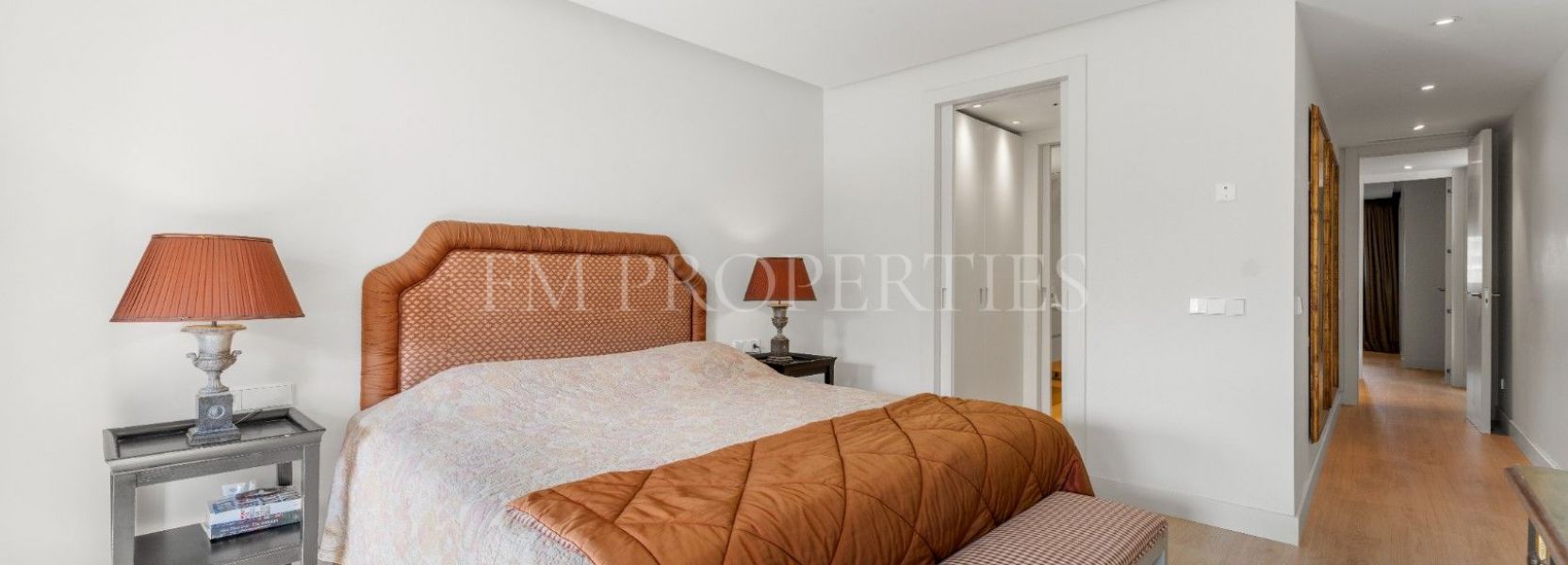 Appartement  in Marina Puente Romano, Marbella Golden Mile, Marbella