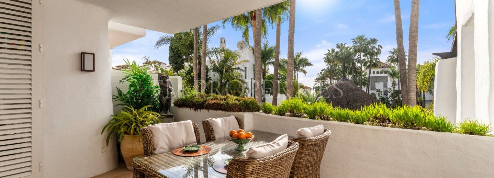 Appartement  in Marina Puente Romano, Marbella Golden Mile, Marbella