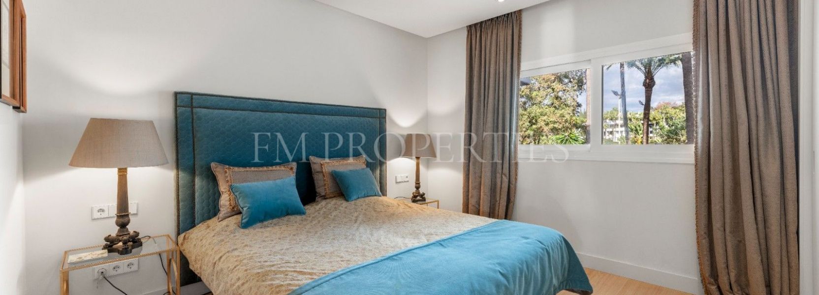 Appartement  in Marina Puente Romano, Marbella Golden Mile, Marbella