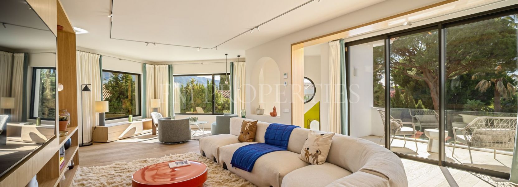 Villa  in Nueva Andalucia, Marbella