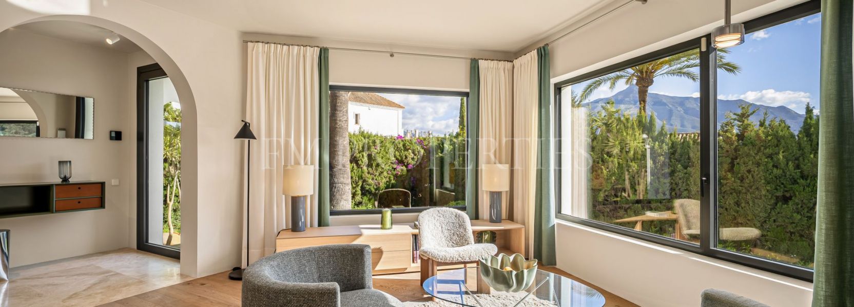 Villa  in Nueva Andalucia, Marbella