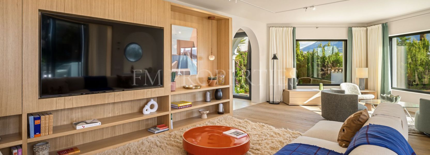 Villa  in Nueva Andalucia, Marbella