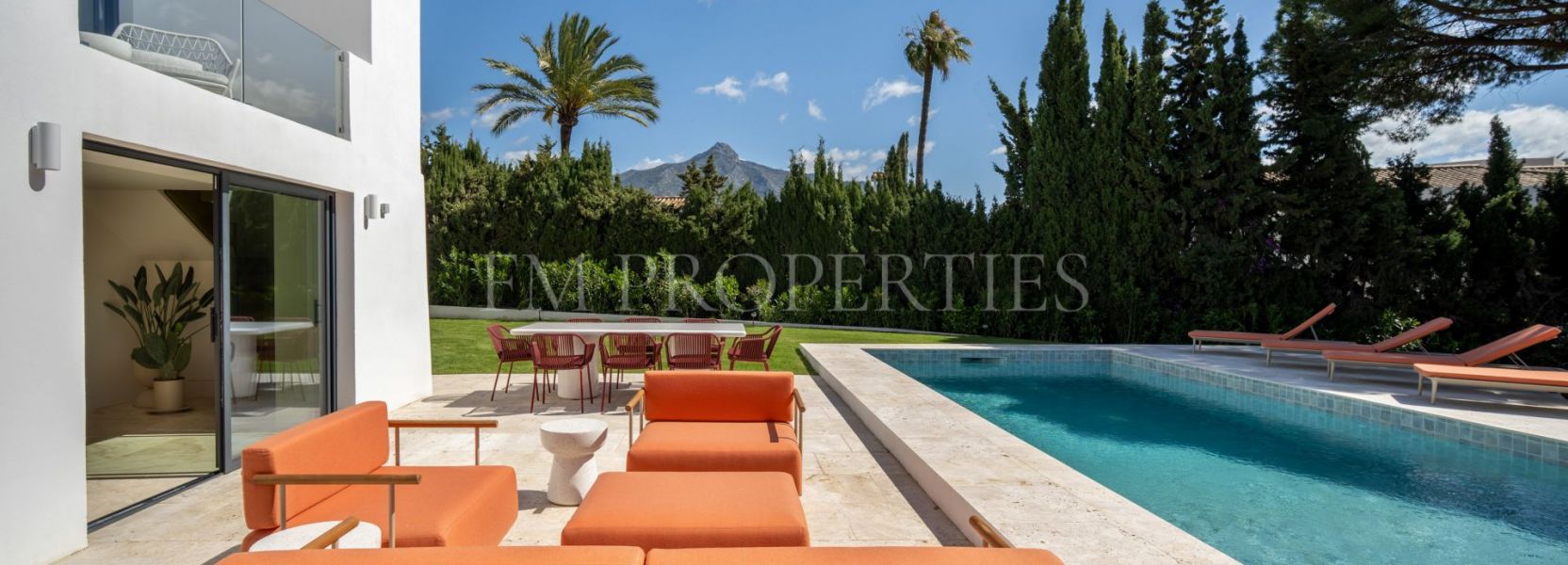 Villa  in Nueva Andalucia, Marbella