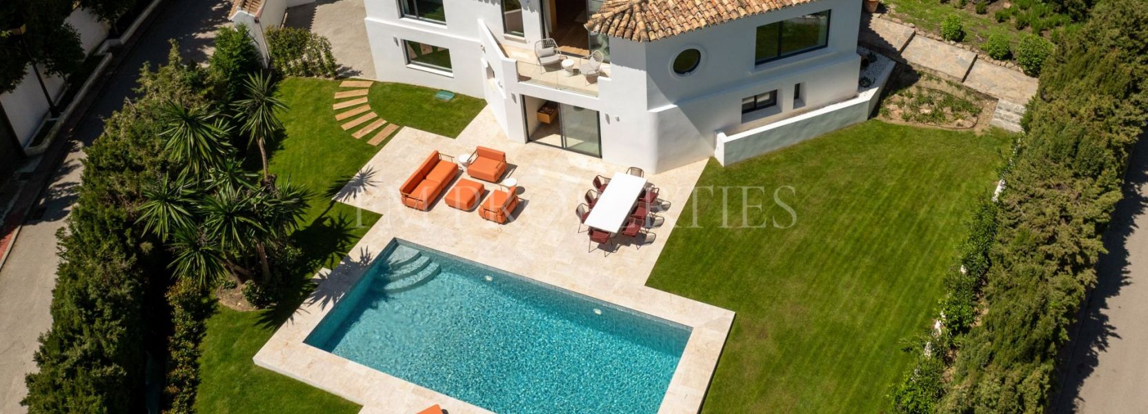 Villa  in Nueva Andalucia, Marbella