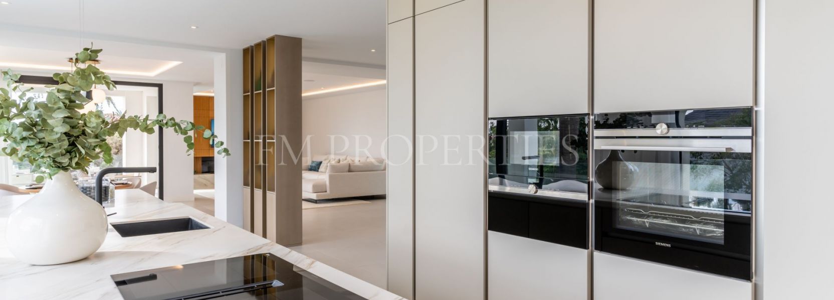 Villa  in Marbesa, Marbella East, Marbella